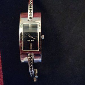 Amaze-Zing (B1) Sale!! #23 NINE WEST Studded Bracelet Art Deco Watch